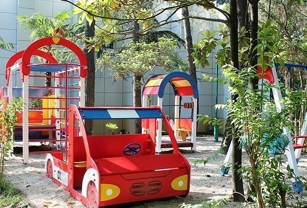 В Сочи к 1 июня начнут работать 251 детская площадка