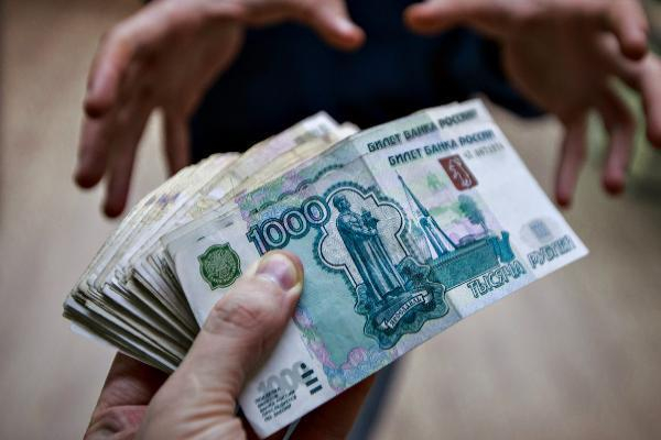 Новороссийского чиновника подозревают в получении крупной взятки