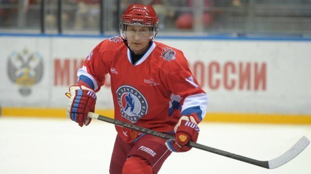 Путин в качестве капитана выведет на сочинский лед команду Звезд Ночной лиги